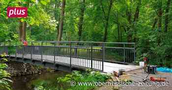 Alsfeld: Neue Brücke über Schwalm steht - Oberhessische Zeitung