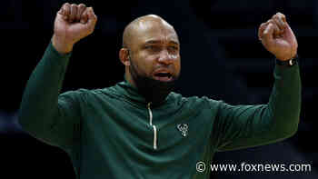 Lakers officially announce hiring of Darvin Ham as next head coach