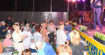 320 bezoekers gaan uit de bol op Schelse seniorenfeest - Het Laatste Nieuws