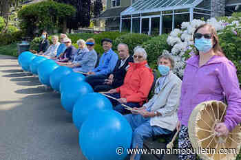 Seniors in Nanaimo cheer B.C. 55-Plus Games torch relay