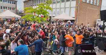 Minister Weyts investeert 100.577 euro in scholen in Denderleeuw - Het Laatste Nieuws