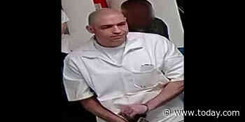 Police fatally shoot Texas inmate on the run suspected of killing family of 5