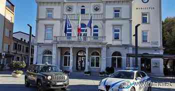 Monfalcone, scoperti 2.500 capi di abbigliamento non a norma - Il Friuli