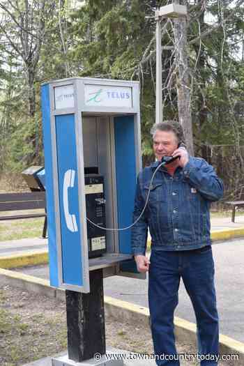 Telus removes last payphone from County of Barrhead - Town and Country TODAY