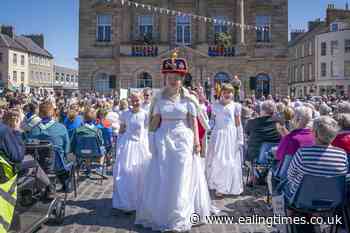 Children celebrate Platinum Jubilee with re-enactment of Queen's coronation - Ealing Times