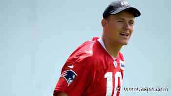 Patriots teammates say Mac Jones' leadership at 'another level'