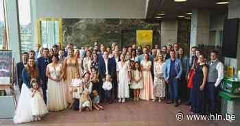Trouwkoppels uit coronatijd krijgen uitgestelde receptie en halen in Aalter trouwkleed nog eens uit de kast - Het Laatste Nieuws