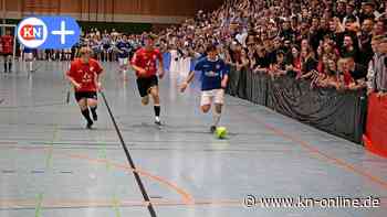 Städtisches Gymnasium gewinnt Derby in Bad Segeberg im Neunmeter-Krimi