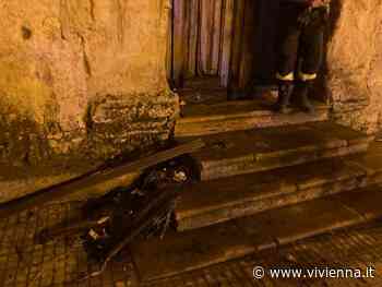 Enna. Chiesa San Marco: atto vandalico ignoti appiccano fuoco al portone laterale in legno. Prefettura: firmata convenzione per Convento di San Marco alle vergini - Vivi Enna
