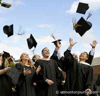 U of A to award 14 honorary degrees and graduate largest class in its history