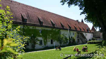 Burg zu Burghausen soll künftig auch Geflüchteten Platz bieten