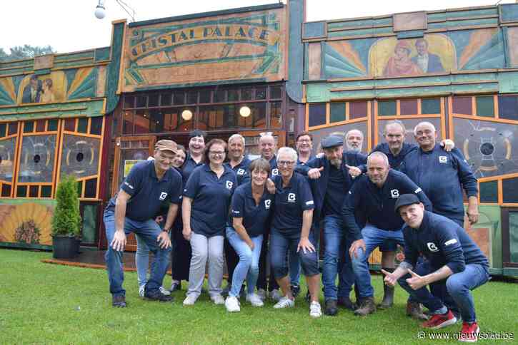 Eerste Sinksenfeesten in spiegeltent