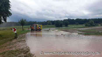Schwere Unwetter am Pfingstsonntag: Überflutete Straßen in Baden-Württemberg