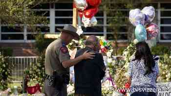 Sparatorie di massa negli USA: l'incontro con i genitori di una vittima - tvsvizzera.it　