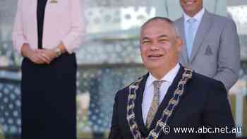 Gold Coast Mayor Tom Tate suggests paying council rates with cryptocurrency, despite $2 trillion crash - ABC News