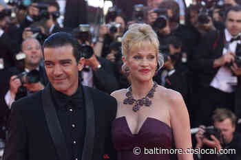 Melanie Griffith ‘Honored’ Baltimore Bar Bears Her Name - CBS Baltimore