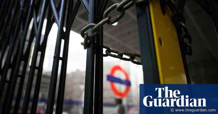 Travellers in London told to avoid tube on Monday as 4,000 station staff strike