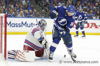 Palat scores late, Lightning beat Rangers 3-2 in Game 3