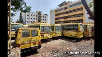 Steep hike in school transport fee a worry for parents - Hindustan Times