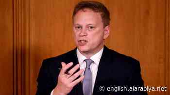 UK transport minister says it will work with aviation industry to solve travel chaos - Al Arabiya English
