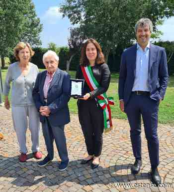 Cento anni “attorniato dall'affetto dei propri cari” | estense.com Ferrara - Estense.com