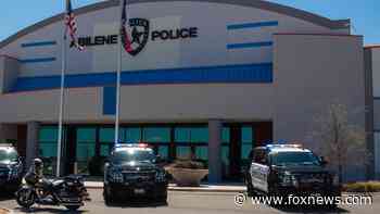 Texas police end 5-hour standoff with armed suspect - Fox News