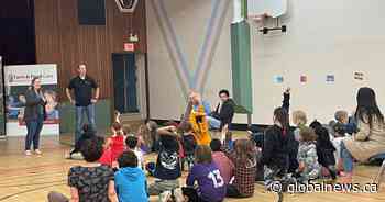 Kids from across Saskatchewan learn about agriculture through ‘Meals from the Farm’ - Global News