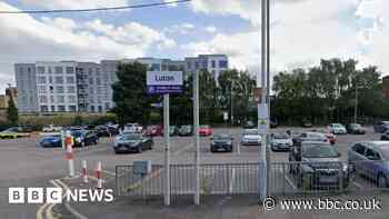 Teen found with life-threatening injuries in Luton - BBC