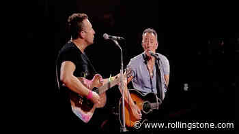 Bruce Springsteen and Chris Martin Duet ‘Working on a Dream’ at New Jersey Coldplay Concert