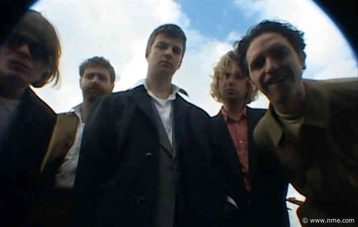 Watch Fontaines D.C. recreate a ‘70s heist movie in ‘Roman Holiday’ video