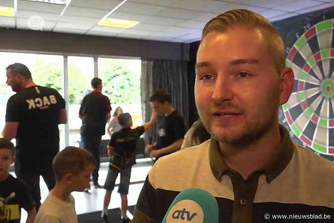 Dimitri Van den Bergh richt eerste dartsschool van het land op: “Expertise en passie voor de sport delen”