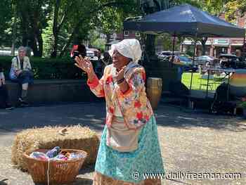 Snapshot: A celebration of Pinkster in Kingston - The Daily Freeman