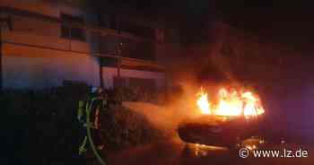 Fahrzeugbrand "An der Tonkuhle" in Lemgo | Lokale Nachrichten aus Lemgo - Lippische Landes-Zeitung