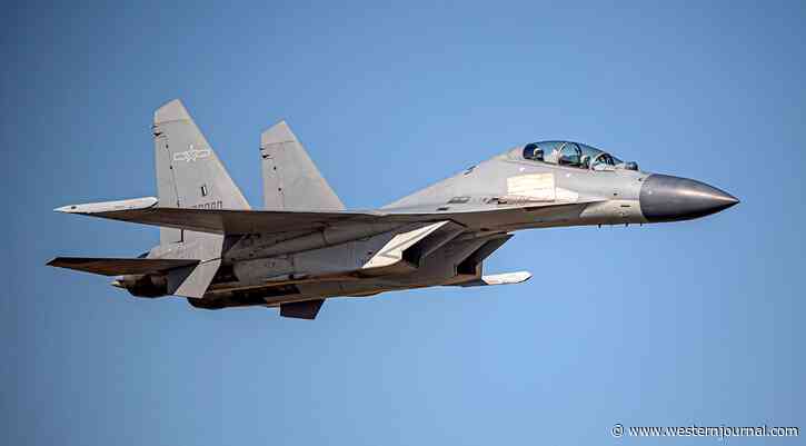 Dangerous Encounter Erupts Between Chinese Fighter and Western Jet in South China Sea, Countermeasures Deployed