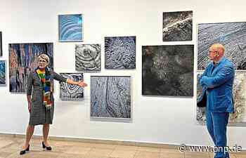 Der Wüsten-Maler und der Heli-Fotograf - Passauer Neue Presse - PNP.de