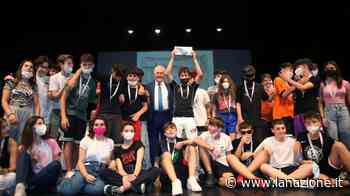 Cronisti in erba, la grande festa al Puccini Sorrisi, applausi e fiume di premi alle scuole - LA NAZIONE