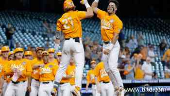 4 more teams win NCAA regional titles, head to next round - Belleville News-Democrat