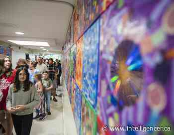 Hundreds gather to celebrate student artwork - Belleville Intelligencer