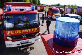 Niederkassel: Feuerwehr rettet zwei Menschen aus brennender Wohnung - TAG24