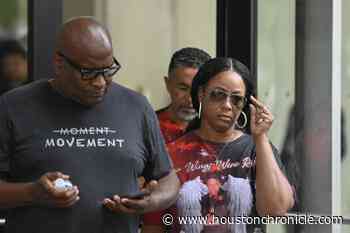 Jalen Randle’s family meets with Kim Ogg, demands justice for man killed by Houston police officer - Houston Chronicle