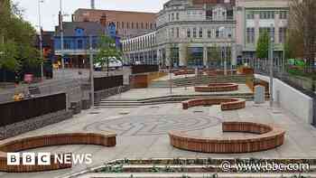 Coventry pupils' peace statue given unveiling date - bbc.com