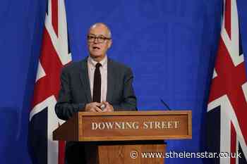 Government's chief scientific adviser Sir Patrick Vallance to receive honour - St Helens Star