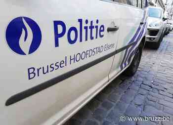 Gewapende man in Elsene onder schot gehouden door politie - BRUZZ