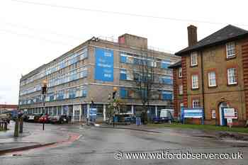 West Herts Hospitals NHS Trust 'breached rules' over chief exec announcement