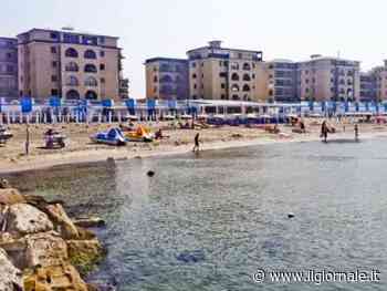 Si getta in mare e salva due bimbi, poi l'infarto: così è morto il gestore del lido