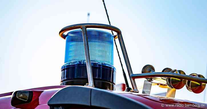 Toter nach Brand in Mehrfamilienhaus gefunden