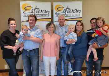 Lampman-area mixed farm wins Farm Family of the Year - SaskToday.ca