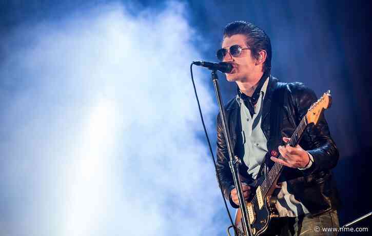 Arctic Monkeys announce new tour date in Colombia with Father John Misty