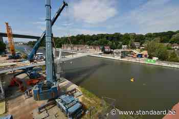 Brug over kanaal geplaatst tijdens indrukwekkende operatie (Vilvoorde) - De Standaard