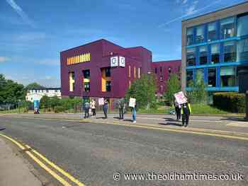 Strikes called off at nearby college, continue at Oldham College - The Oldham Times